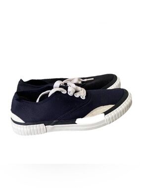 Julien David 39 Navy Blue Womens Size 39 Fashion Sneakers Shoes Lace Up US 8